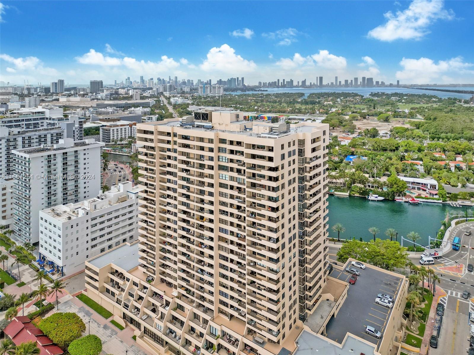 2555 Collins Ave 807, Miami Beach, Florida 33140, 1 Bedroom Bedrooms, ,2 BathroomsBathrooms,Residentiallease,For Rent,2555 Collins Ave 807,A11561251