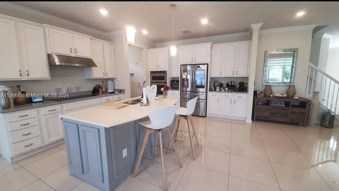 Hollywood, Florida 33021, 5 Bedrooms Bedrooms, ,2 BathroomsBathrooms,Residential,For Sale,A11561937