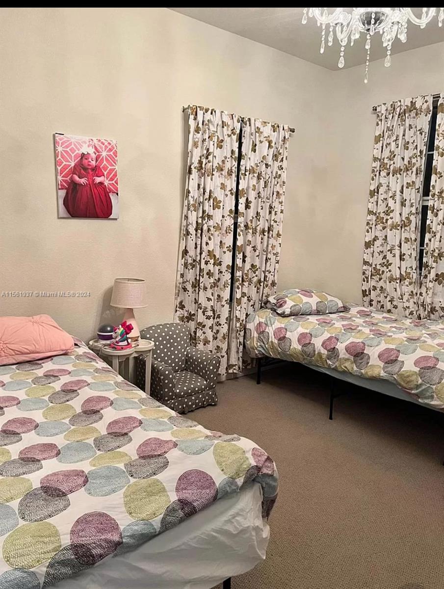 Hollywood, Florida 33021, 5 Bedrooms Bedrooms, ,2 BathroomsBathrooms,Residential,For Sale,A11561937