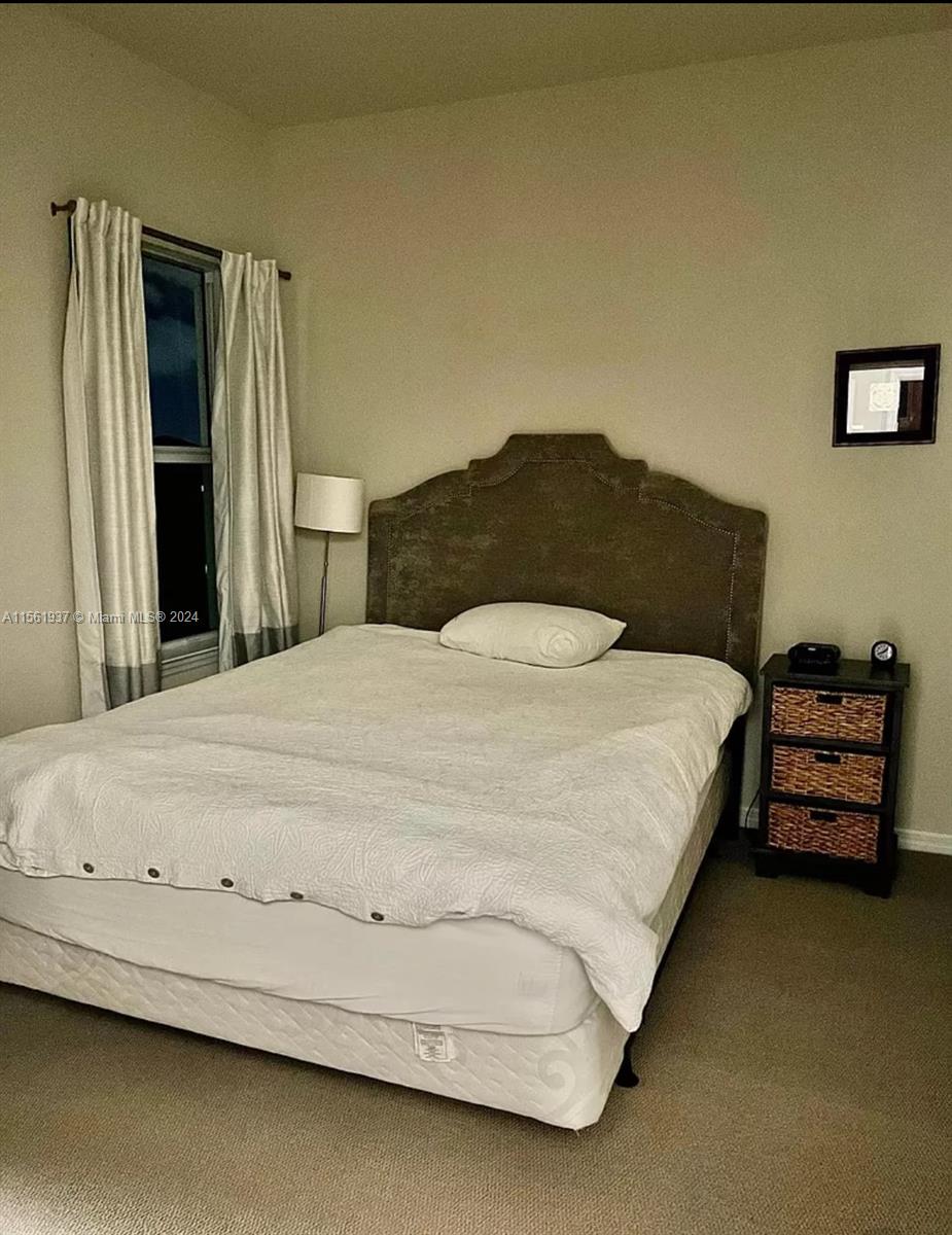 Hollywood, Florida 33021, 5 Bedrooms Bedrooms, ,2 BathroomsBathrooms,Residential,For Sale,A11561937