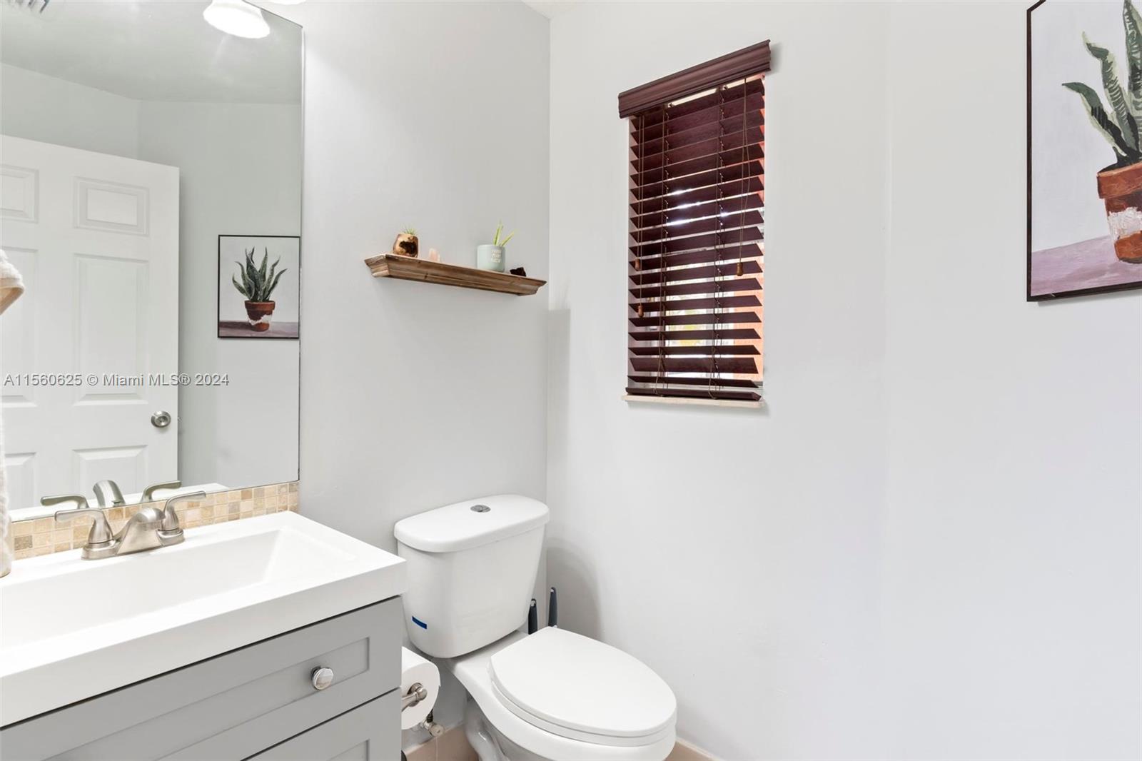 1558 SE 20th Ter, Homestead, Florida 33035, 4 Bedrooms Bedrooms, ,2 BathroomsBathrooms,Residential,For Sale,1558 SE 20th Ter,A11560625