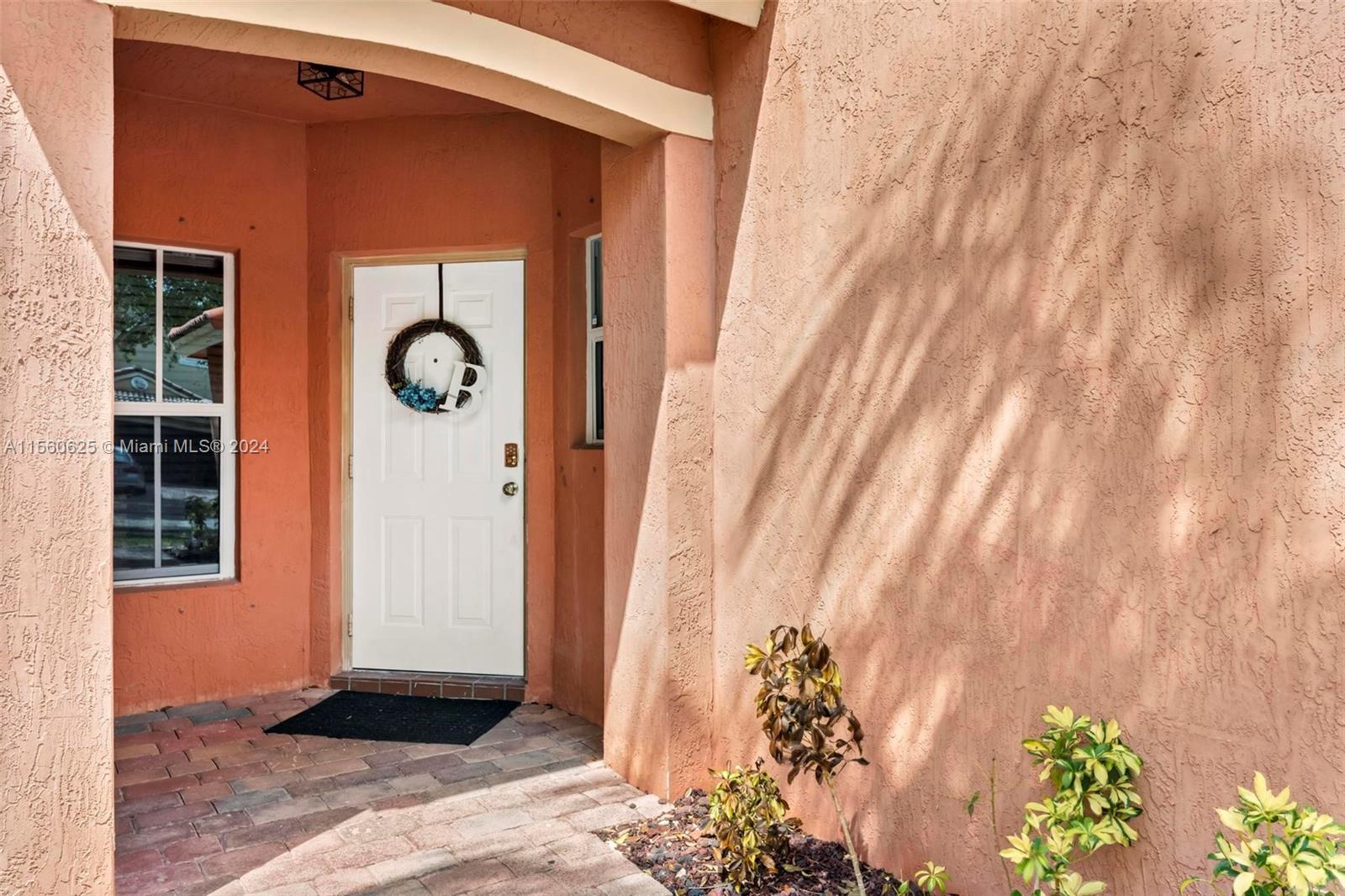 1558 SE 20th Ter, Homestead, Florida 33035, 4 Bedrooms Bedrooms, ,2 BathroomsBathrooms,Residential,For Sale,1558 SE 20th Ter,A11560625