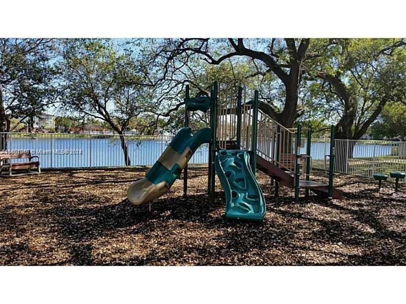 3630 N 56th Ave 315, Hollywood, Florida 33021, 1 Bedroom Bedrooms, ,1 BathroomBathrooms,Residentiallease,For Rent,3630 N 56th Ave 315,A11561945