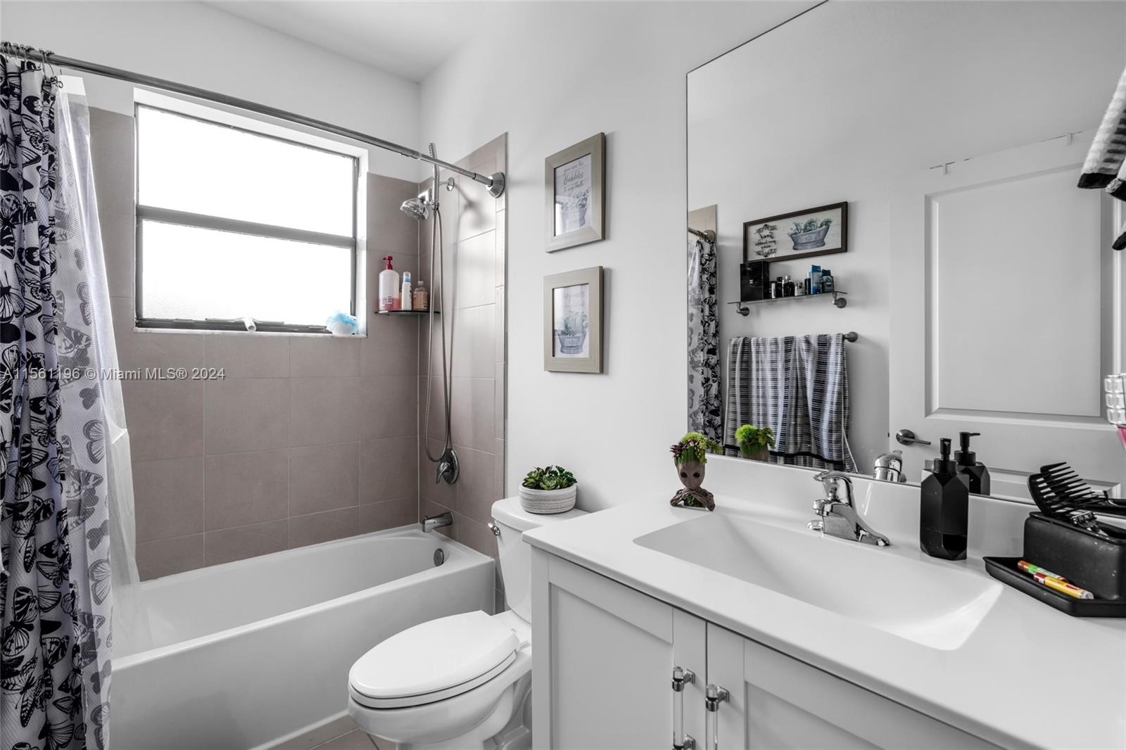 11876 SW 232nd Ln, Homestead, Florida 33032, 4 Bedrooms Bedrooms, ,3 BathroomsBathrooms,Residential,For Sale,11876 SW 232nd Ln,A11561196