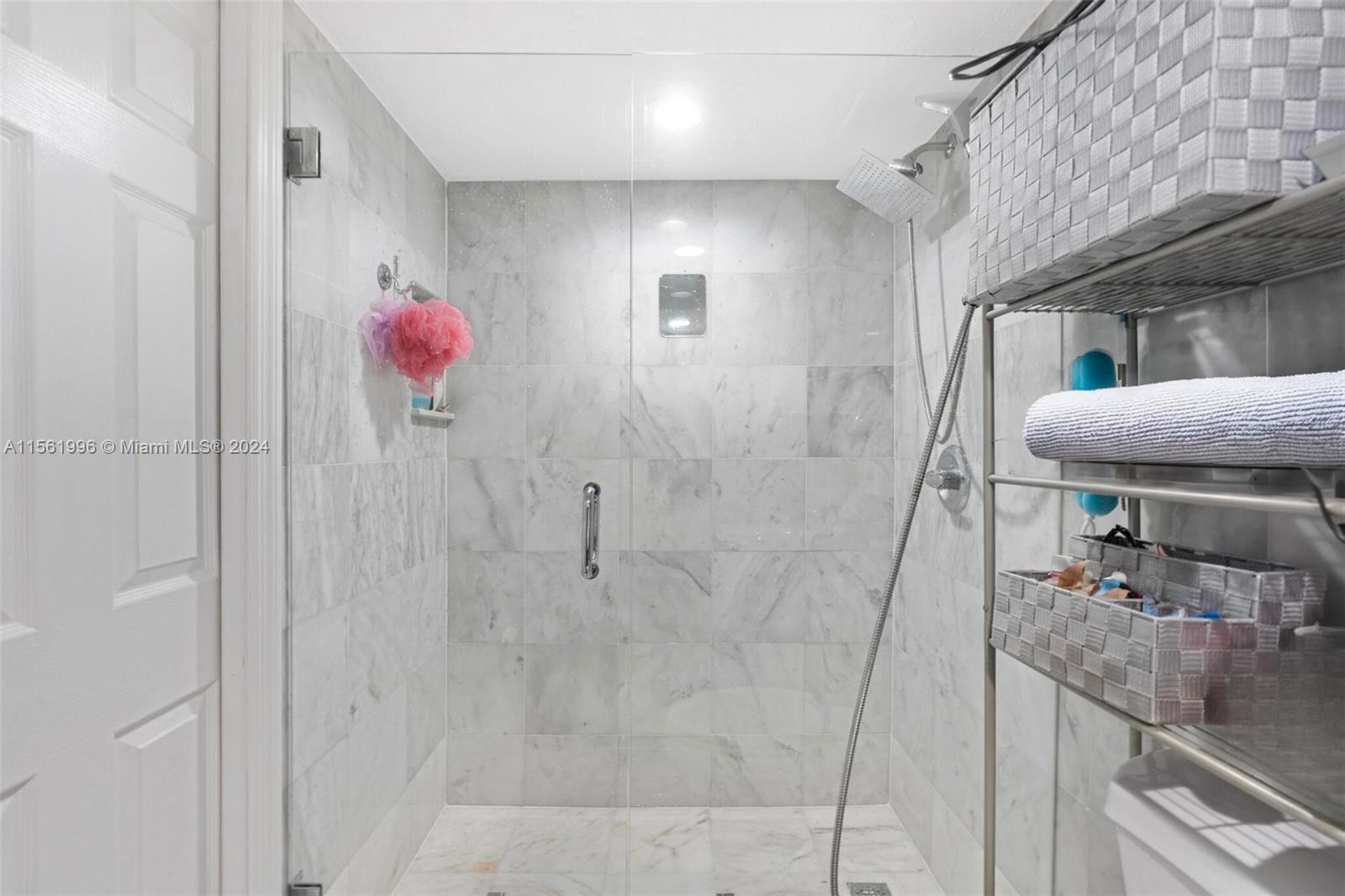 8810 Fontainebleau Blvd 104, Miami, Florida 33172, 2 Bedrooms Bedrooms, ,2 BathroomsBathrooms,Residential,For Sale,8810 Fontainebleau Blvd 104,A11561996