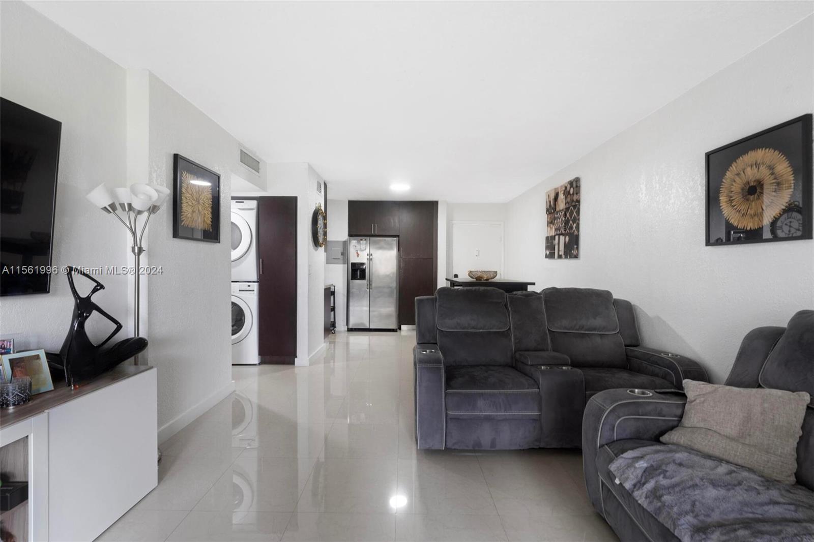 8810 Fontainebleau Blvd 104, Miami, Florida 33172, 2 Bedrooms Bedrooms, ,2 BathroomsBathrooms,Residential,For Sale,8810 Fontainebleau Blvd 104,A11561996