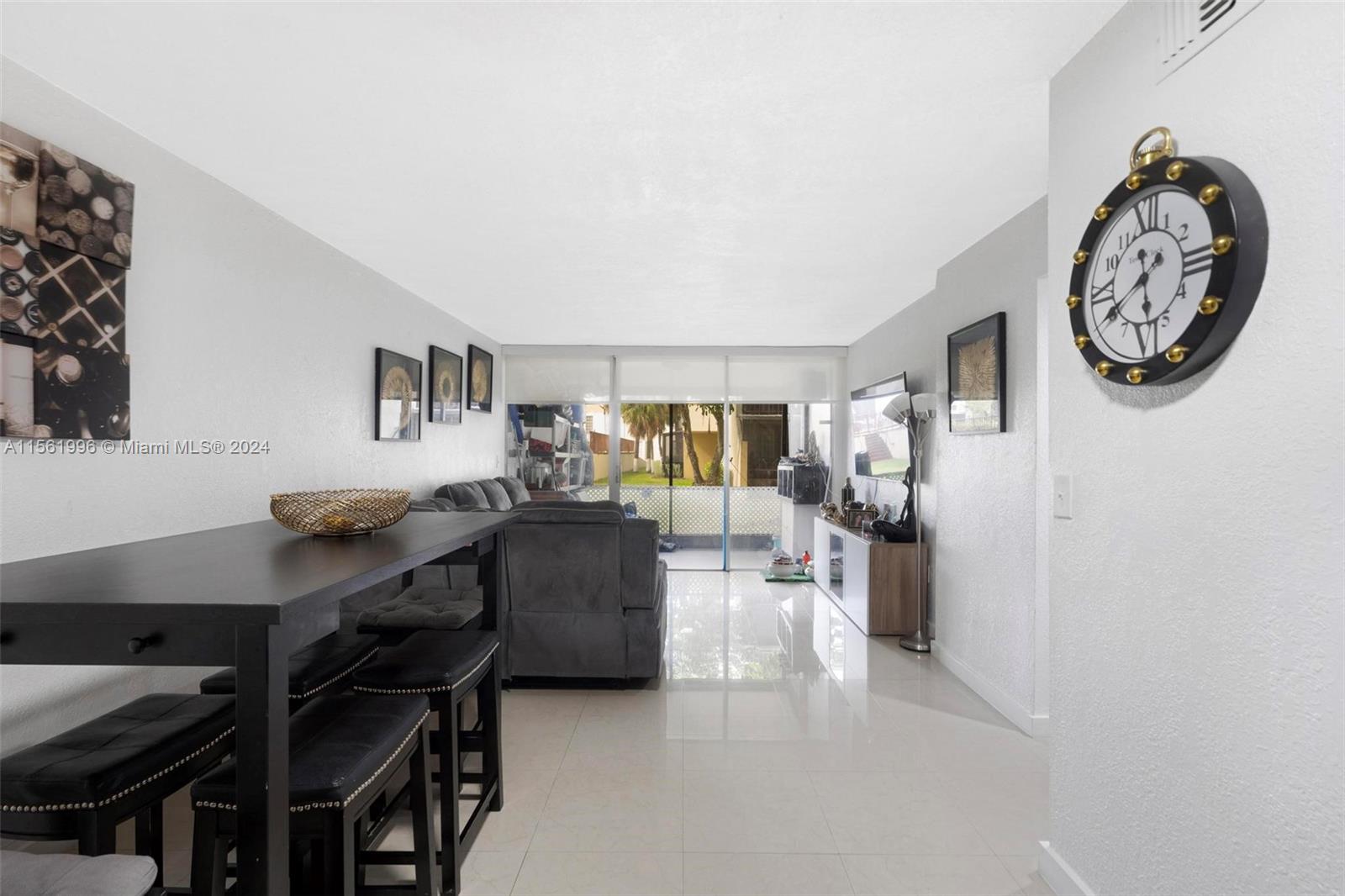 8810 Fontainebleau Blvd 104, Miami, Florida 33172, 2 Bedrooms Bedrooms, ,2 BathroomsBathrooms,Residential,For Sale,8810 Fontainebleau Blvd 104,A11561996