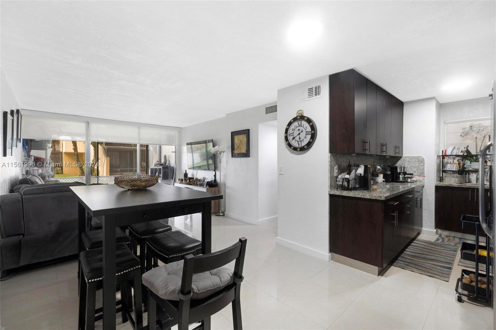8810 Fontainebleau Blvd 104, Miami, Florida 33172, 2 Bedrooms Bedrooms, ,2 BathroomsBathrooms,Residential,For Sale,8810 Fontainebleau Blvd 104,A11561996