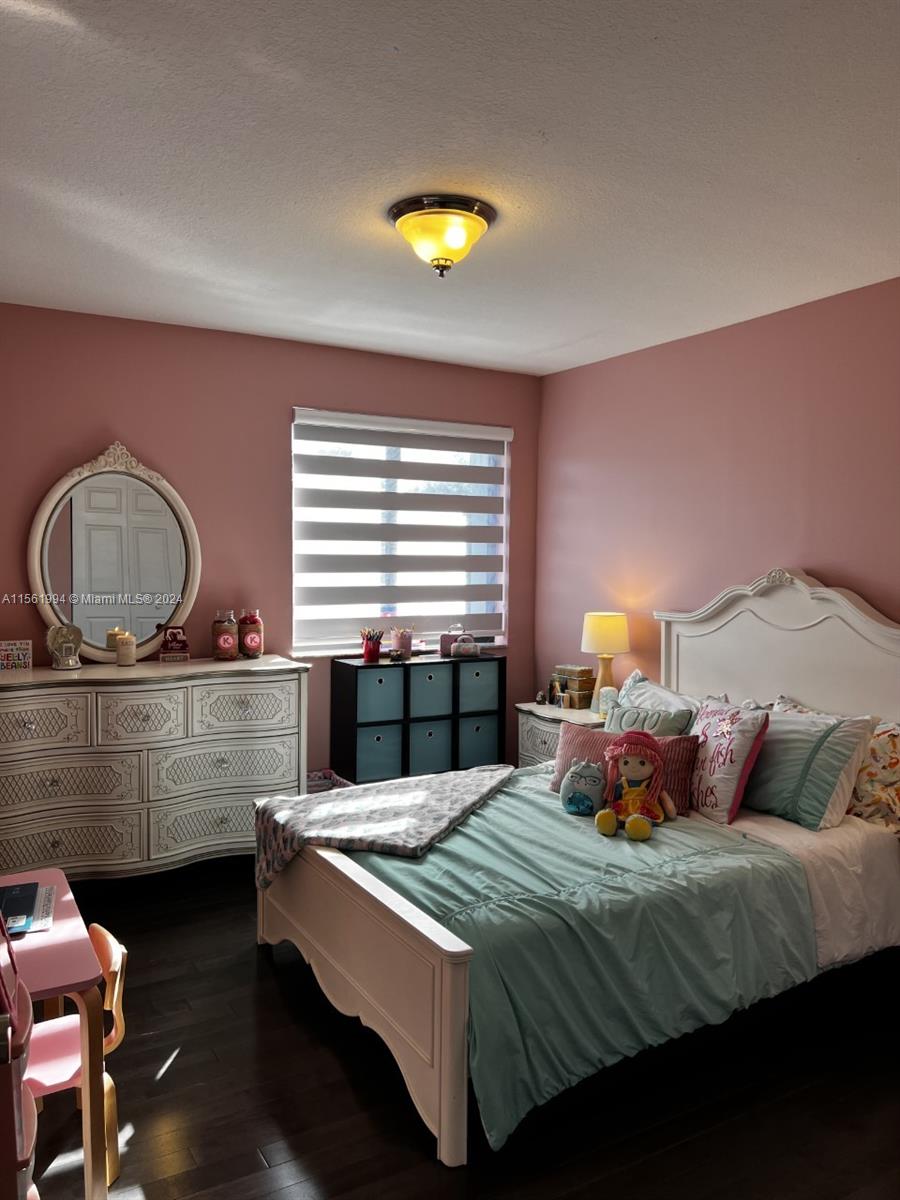 19811 NW 8th St, Pembroke Pines, Florida 33029, 4 Bedrooms Bedrooms, ,3 BathroomsBathrooms,Residentiallease,For Rent,19811 NW 8th St,A11561994