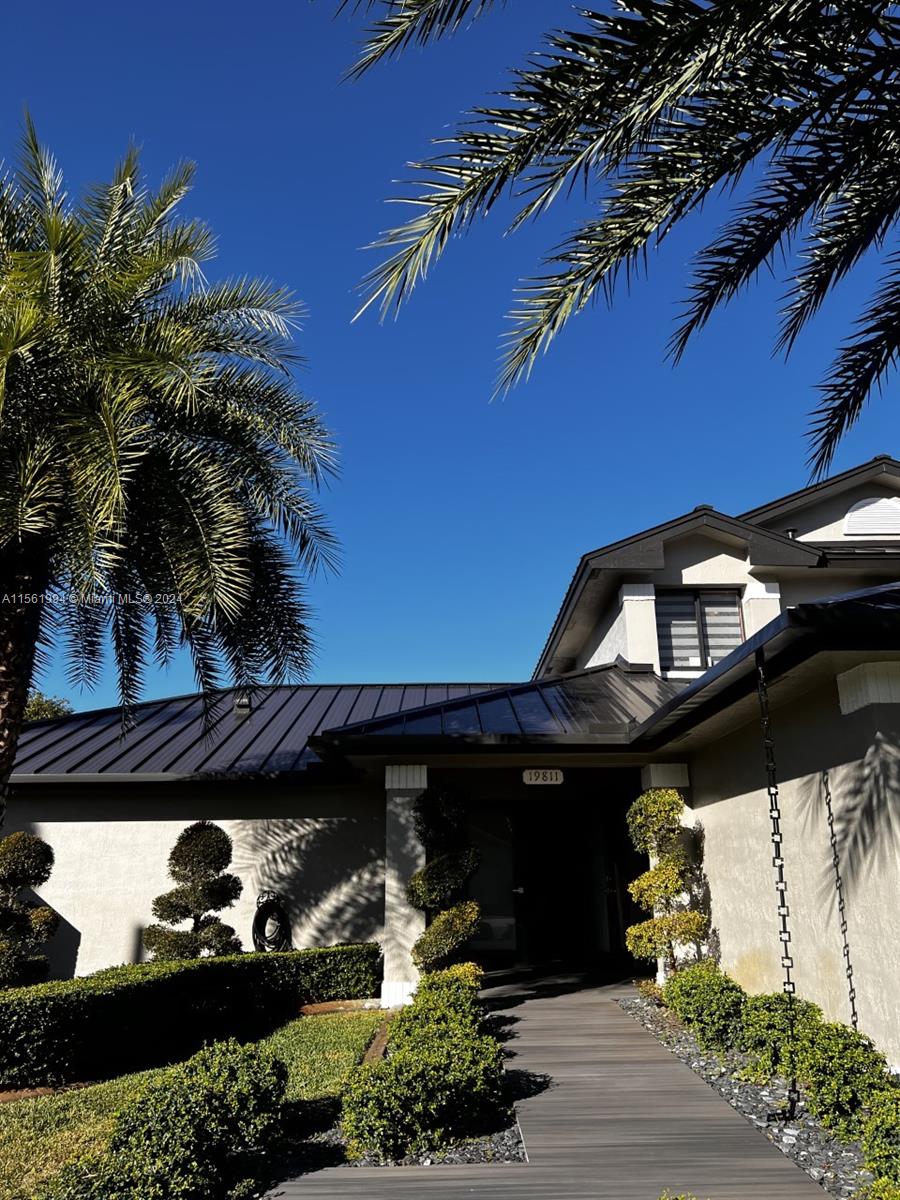 19811 NW 8th St, Pembroke Pines, Florida 33029, 4 Bedrooms Bedrooms, ,3 BathroomsBathrooms,Residentiallease,For Rent,19811 NW 8th St,A11561994