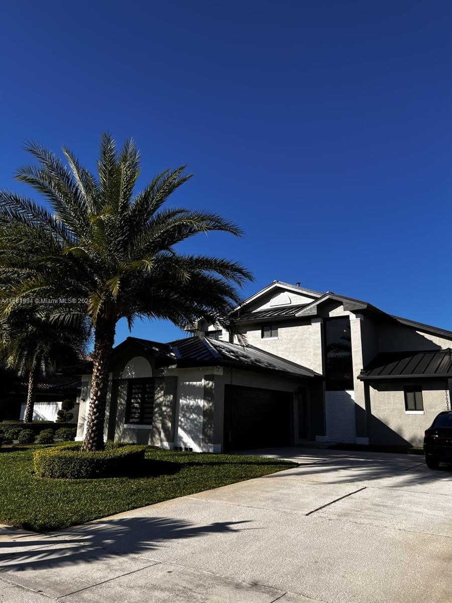 19811 NW 8th St, Pembroke Pines, Florida 33029, 4 Bedrooms Bedrooms, ,3 BathroomsBathrooms,Residentiallease,For Rent,19811 NW 8th St,A11561994