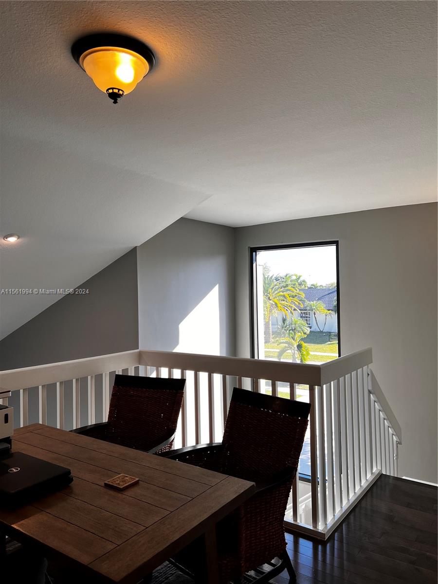 19811 NW 8th St, Pembroke Pines, Florida 33029, 4 Bedrooms Bedrooms, ,3 BathroomsBathrooms,Residentiallease,For Rent,19811 NW 8th St,A11561994