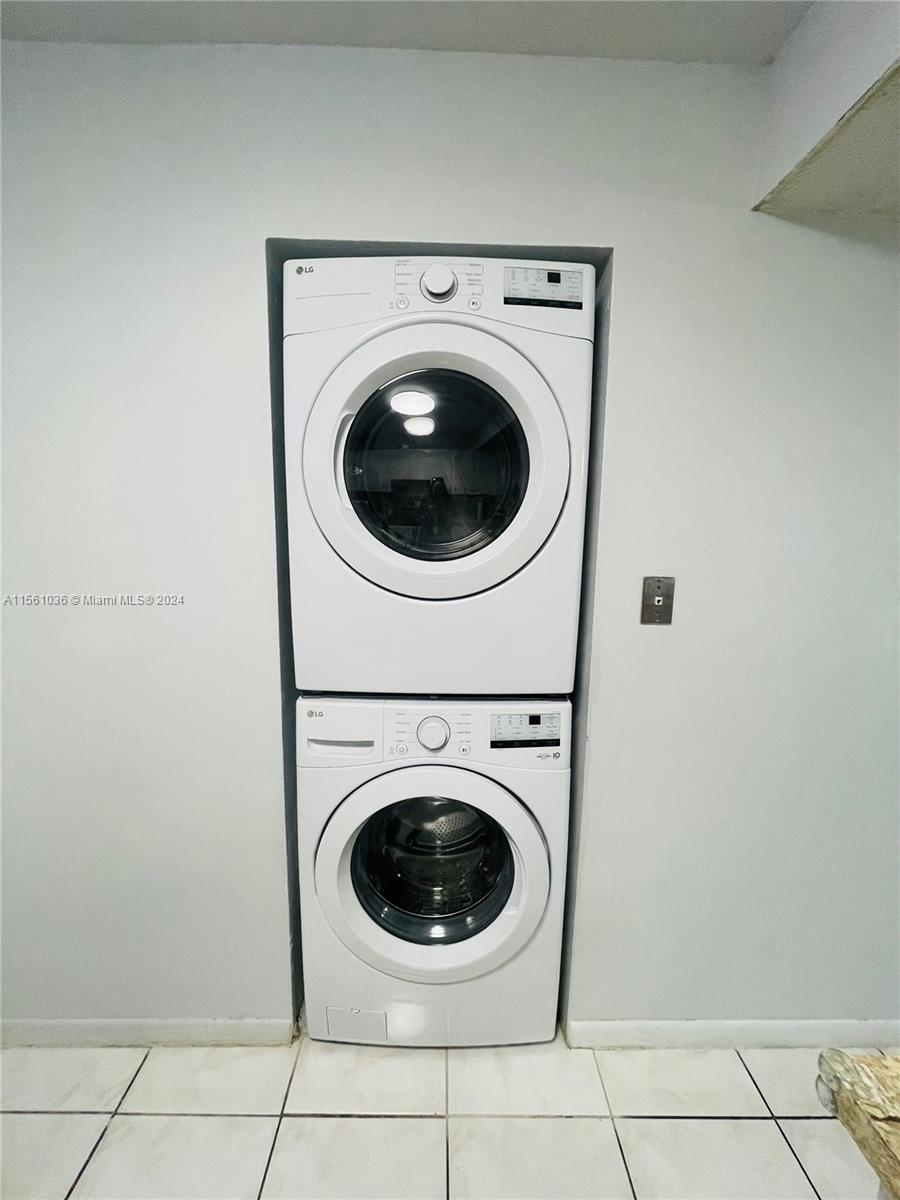 15480 SW 82nd Ln 222, Miami, Florida 33193, 2 Bedrooms Bedrooms, ,2 BathroomsBathrooms,Residential,For Sale,15480 SW 82nd Ln 222,A11561036