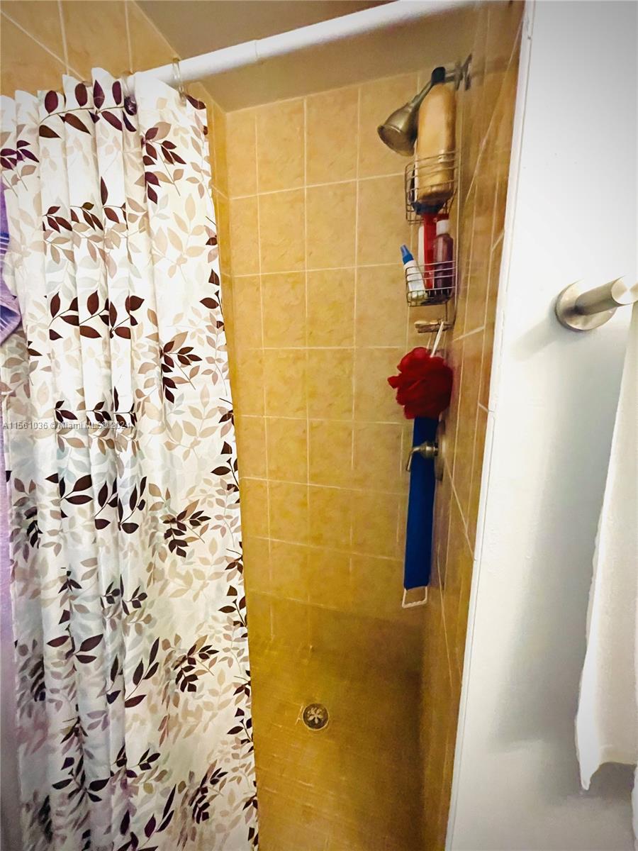 15480 SW 82nd Ln 222, Miami, Florida 33193, 2 Bedrooms Bedrooms, ,2 BathroomsBathrooms,Residential,For Sale,15480 SW 82nd Ln 222,A11561036