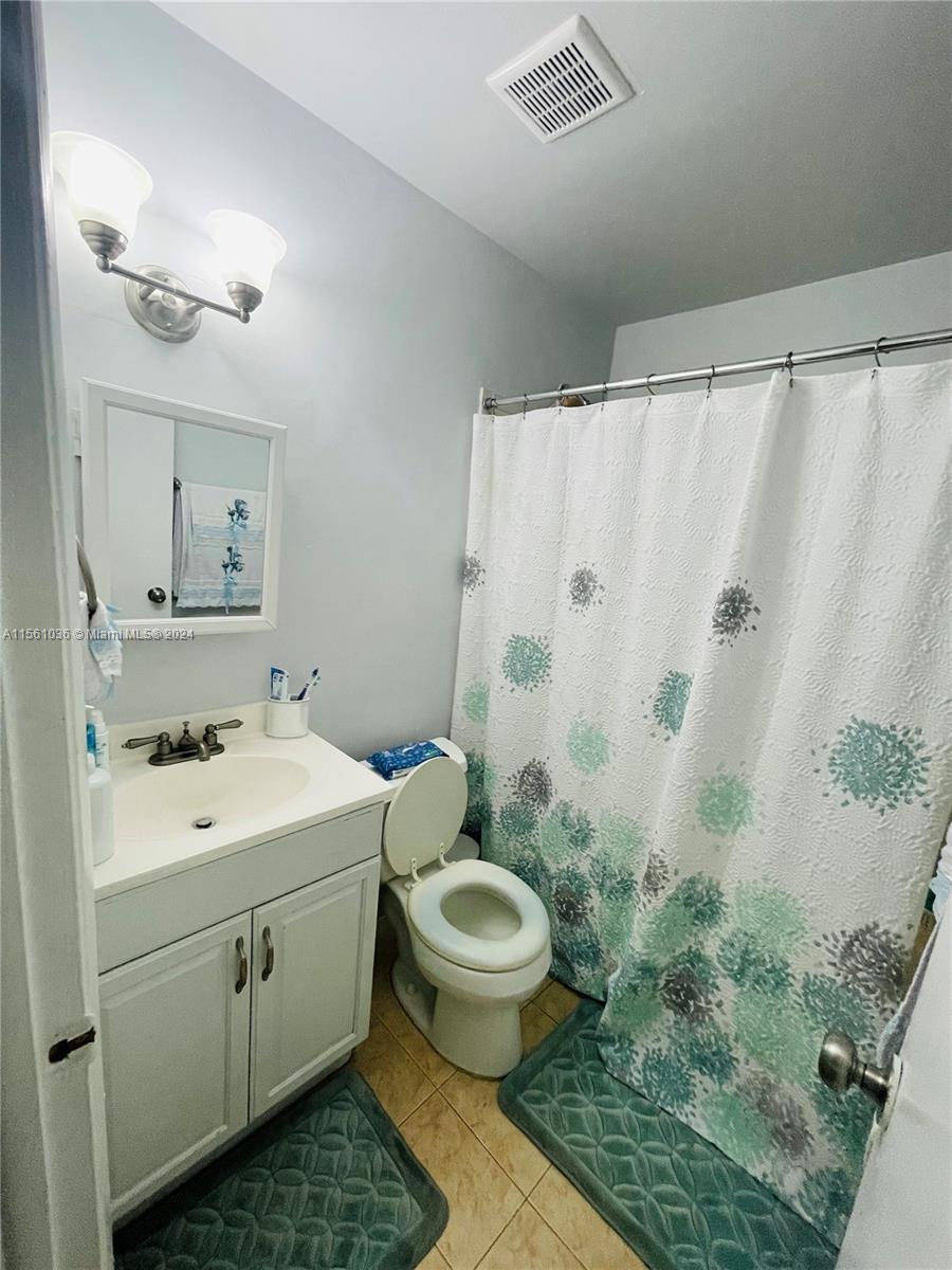 15480 SW 82nd Ln 222, Miami, Florida 33193, 2 Bedrooms Bedrooms, ,2 BathroomsBathrooms,Residential,For Sale,15480 SW 82nd Ln 222,A11561036
