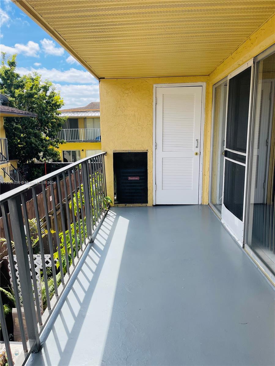 15480 SW 82nd Ln 222, Miami, Florida 33193, 2 Bedrooms Bedrooms, ,2 BathroomsBathrooms,Residential,For Sale,15480 SW 82nd Ln 222,A11561036