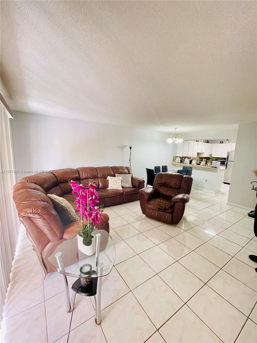 15480 SW 82nd Ln 222, Miami, Florida 33193, 2 Bedrooms Bedrooms, ,2 BathroomsBathrooms,Residential,For Sale,15480 SW 82nd Ln 222,A11561036