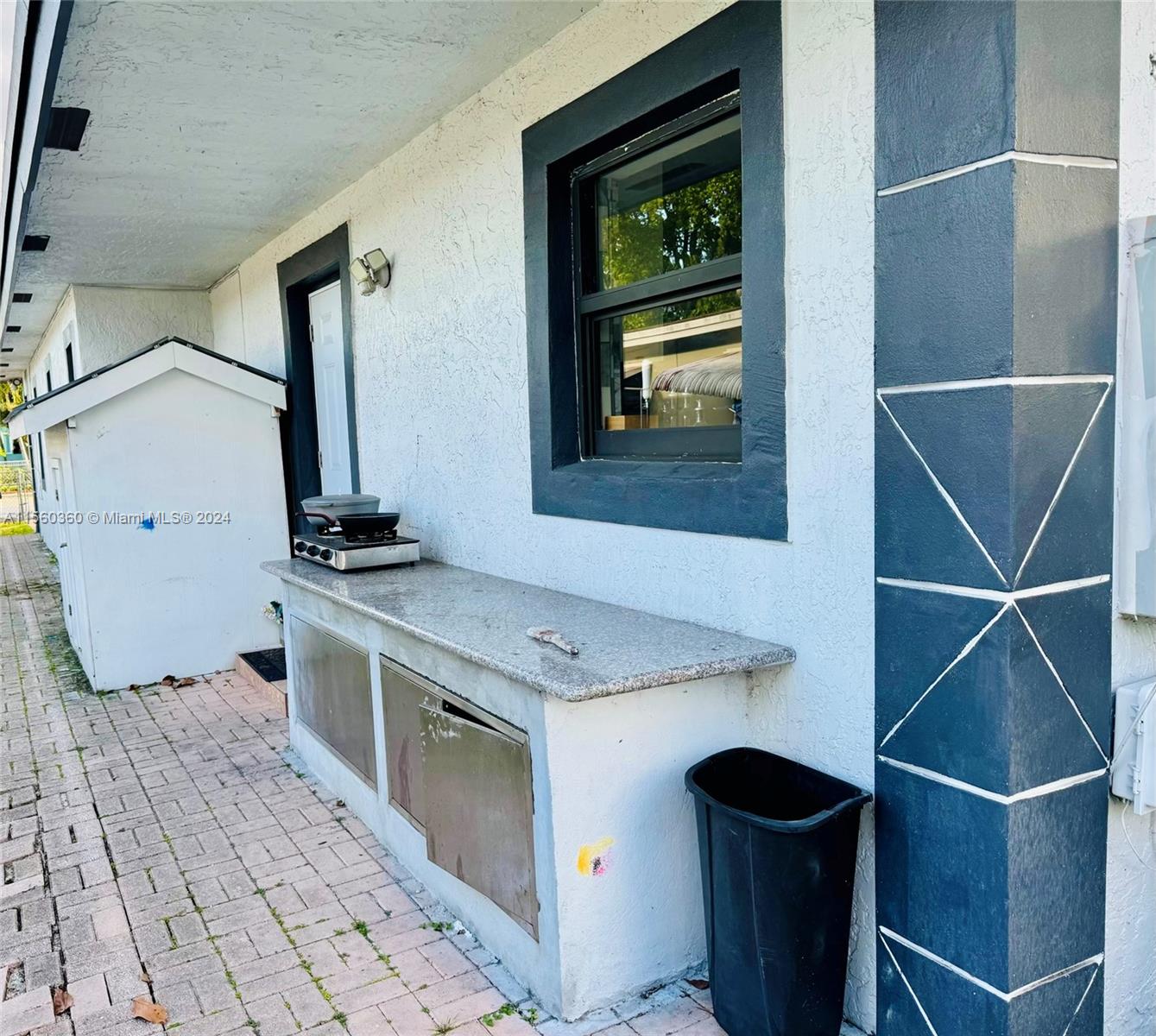 601 NW 3rd Ct, Hallandale Beach, Florida 33009, 4 Bedrooms Bedrooms, ,2 BathroomsBathrooms,Residential,For Sale,601 NW 3rd Ct,A11560360