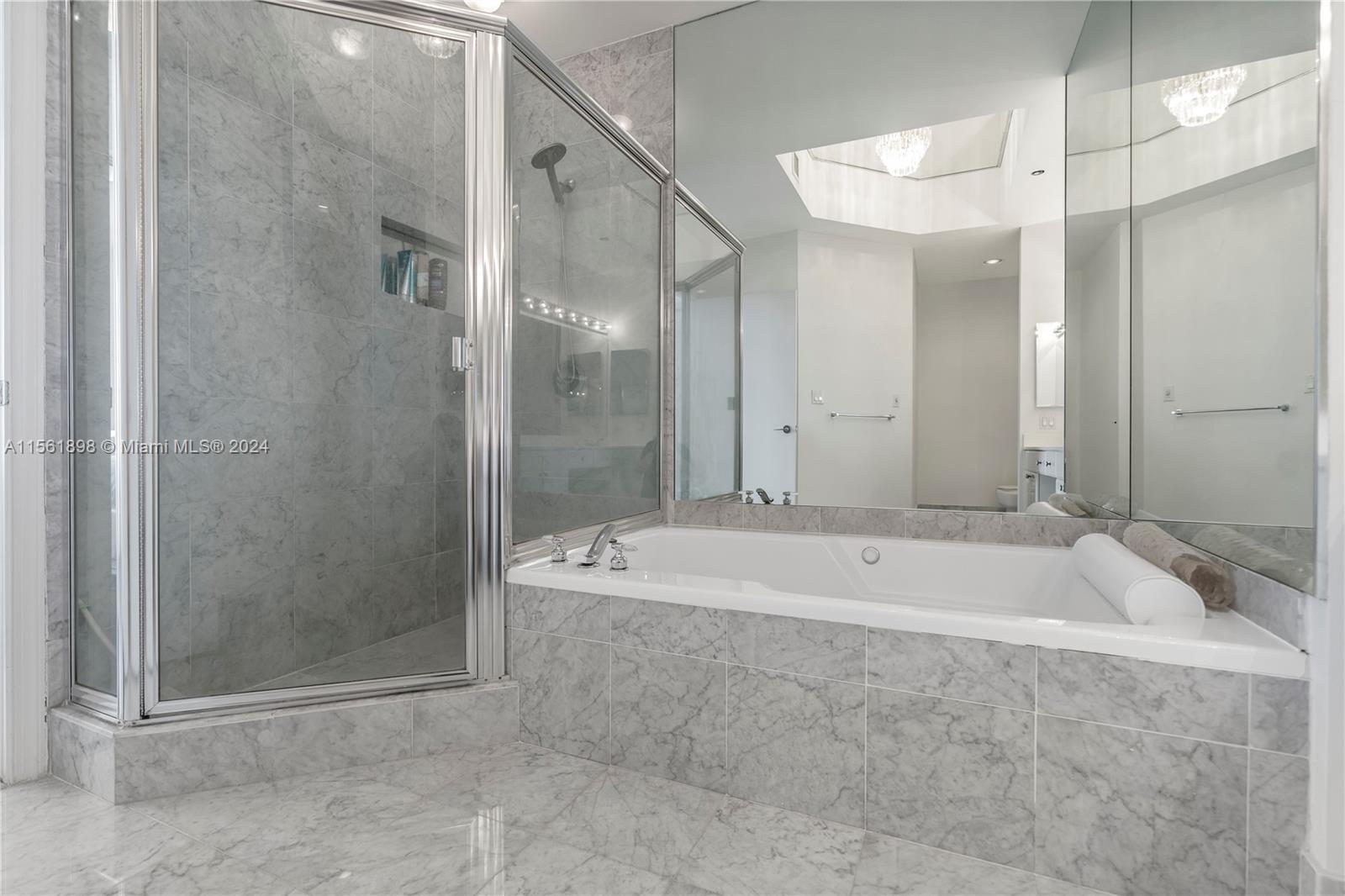 3598 Yacht Club Dr PH-4, Aventura, Florida 33180, 2 Bedrooms Bedrooms, ,2 BathroomsBathrooms,Residential,For Sale,3598 Yacht Club Dr PH-4,A11561898