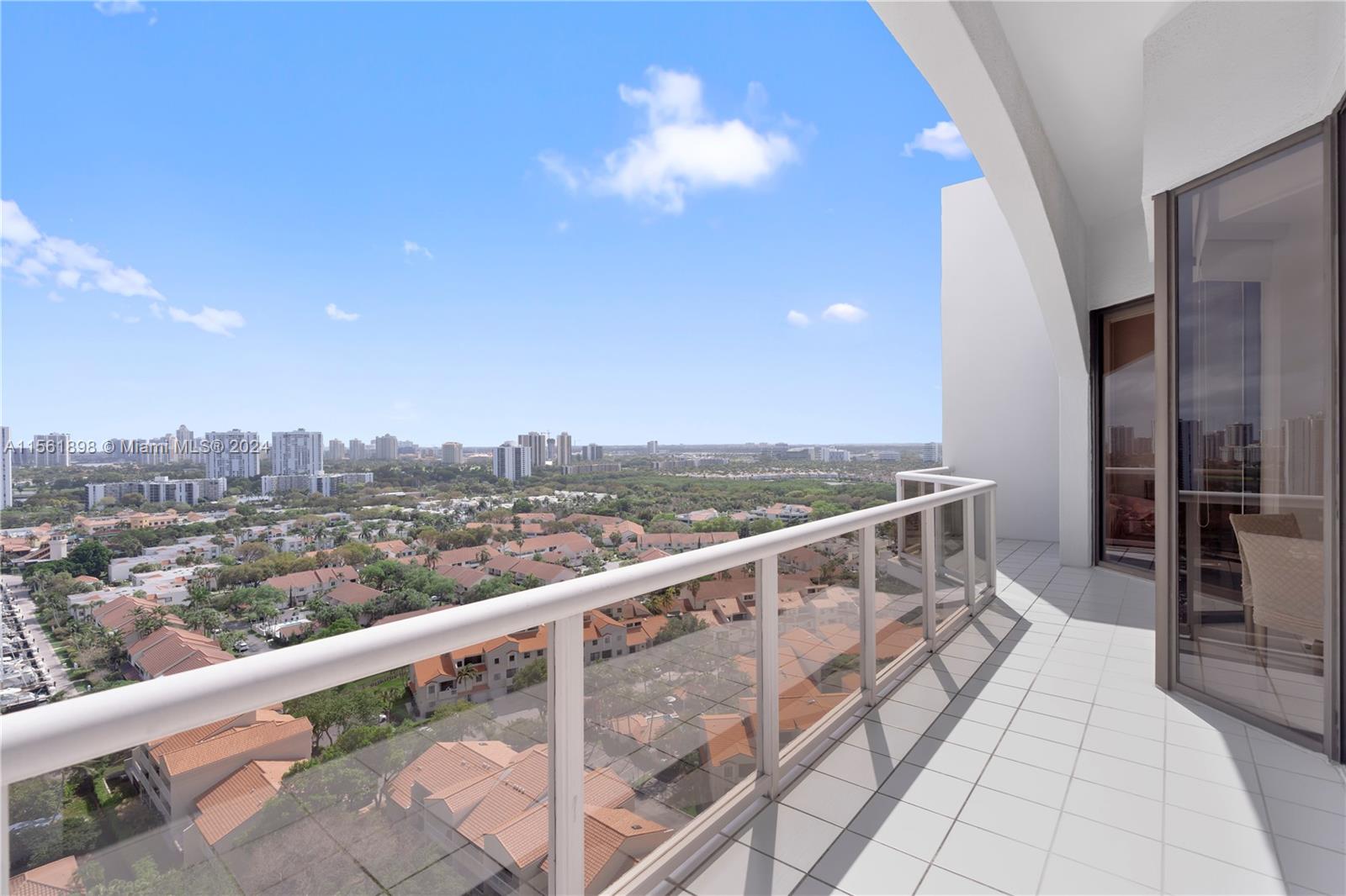 3598 Yacht Club Dr PH-4, Aventura, Florida 33180, 2 Bedrooms Bedrooms, ,2 BathroomsBathrooms,Residential,For Sale,3598 Yacht Club Dr PH-4,A11561898