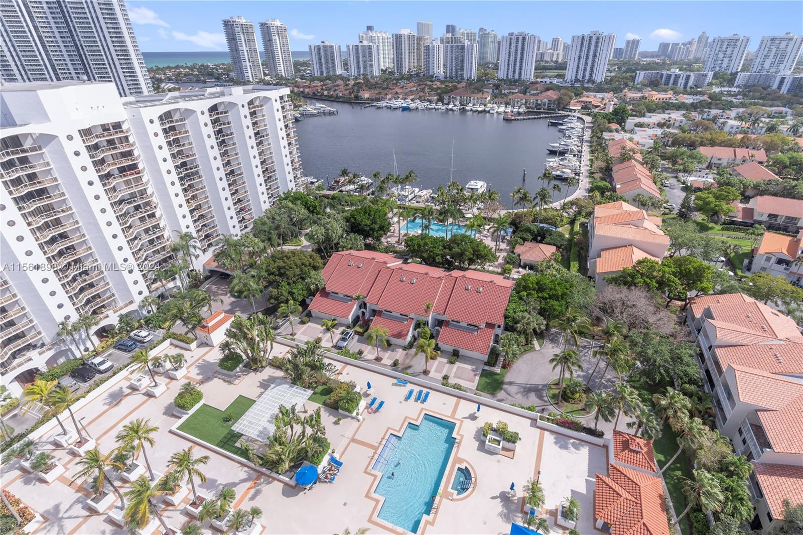 3598 Yacht Club Dr PH-4, Aventura, Florida 33180, 2 Bedrooms Bedrooms, ,2 BathroomsBathrooms,Residential,For Sale,3598 Yacht Club Dr PH-4,A11561898