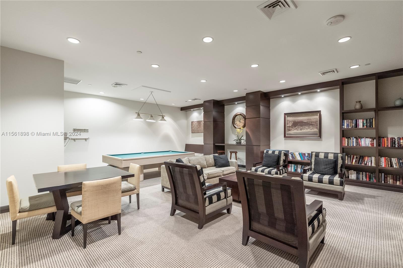 3598 Yacht Club Dr PH-4, Aventura, Florida 33180, 2 Bedrooms Bedrooms, ,2 BathroomsBathrooms,Residential,For Sale,3598 Yacht Club Dr PH-4,A11561898