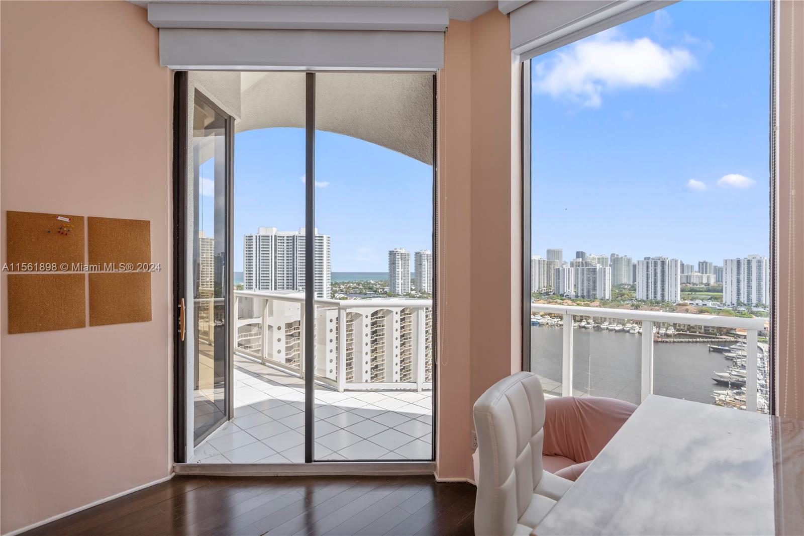 3598 Yacht Club Dr PH-4, Aventura, Florida 33180, 2 Bedrooms Bedrooms, ,2 BathroomsBathrooms,Residential,For Sale,3598 Yacht Club Dr PH-4,A11561898