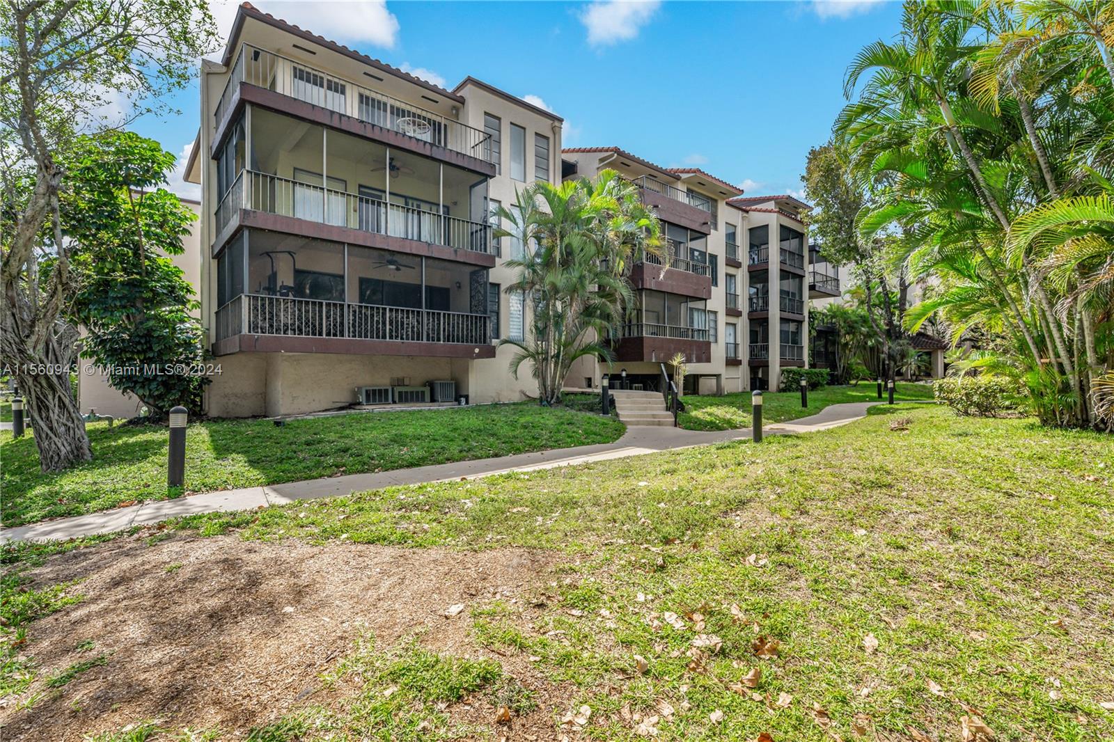 6010 S Falls Cir Dr 319, Lauderhill, Florida 33319, 2 Bedrooms Bedrooms, ,2 BathroomsBathrooms,Residential,For Sale,6010 S Falls Cir Dr 319,A11560943