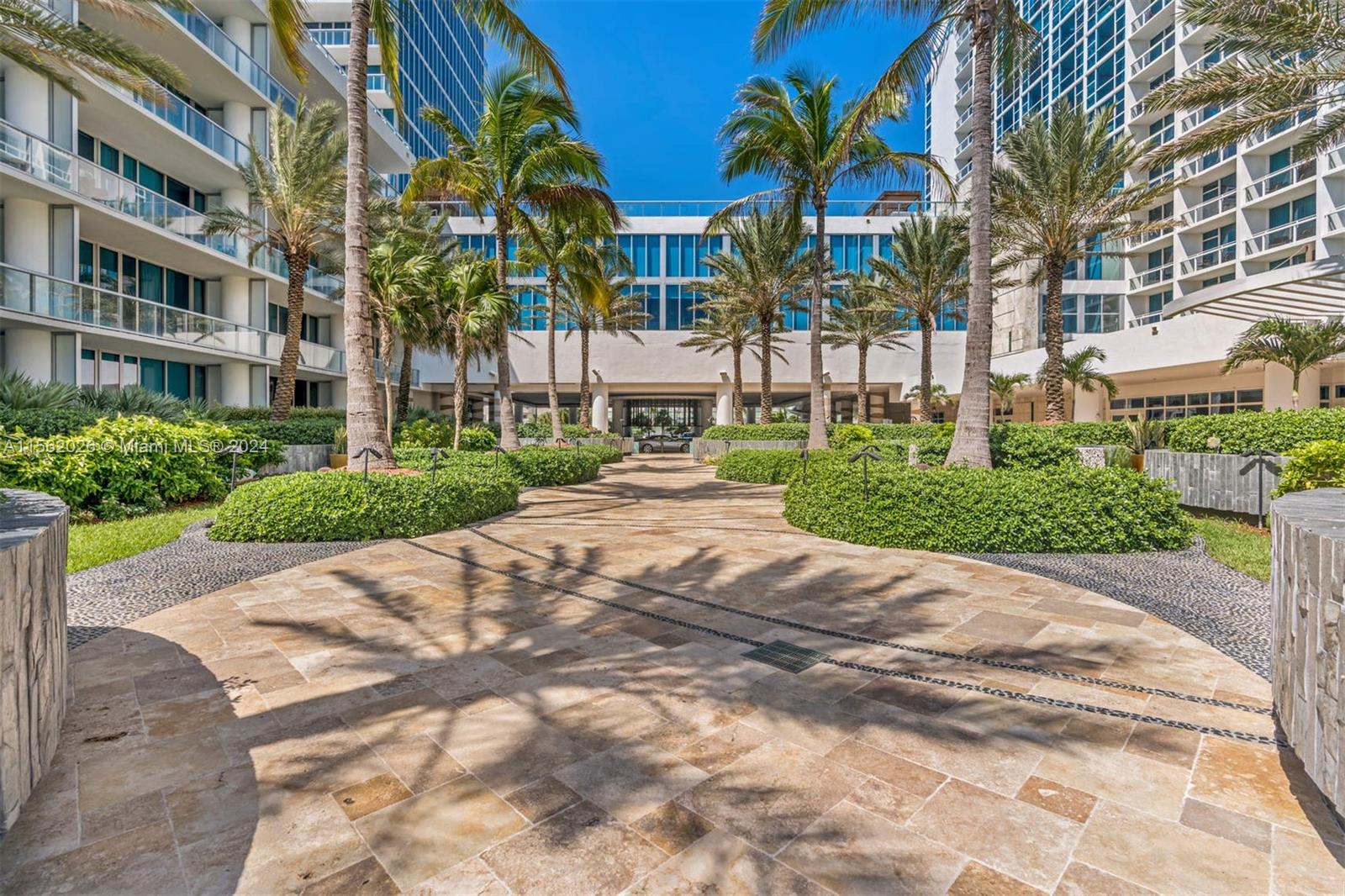 6799 Collins Ave 307, Miami Beach, Florida 33141, 1 Bedroom Bedrooms, ,1 BathroomBathrooms,Residentiallease,For Rent,6799 Collins Ave 307,A11562026