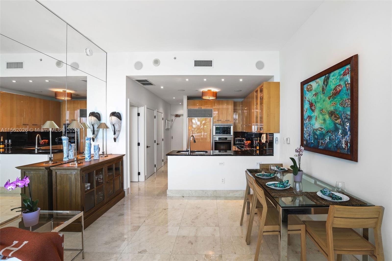 6799 Collins Ave 307, Miami Beach, Florida 33141, 1 Bedroom Bedrooms, ,1 BathroomBathrooms,Residentiallease,For Rent,6799 Collins Ave 307,A11562026