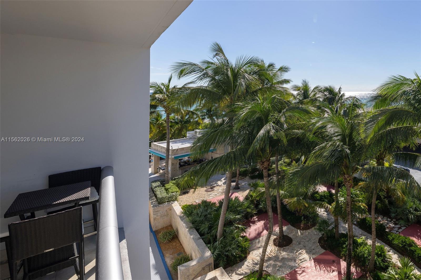 6799 Collins Ave 307, Miami Beach, Florida 33141, 1 Bedroom Bedrooms, ,1 BathroomBathrooms,Residentiallease,For Rent,6799 Collins Ave 307,A11562026