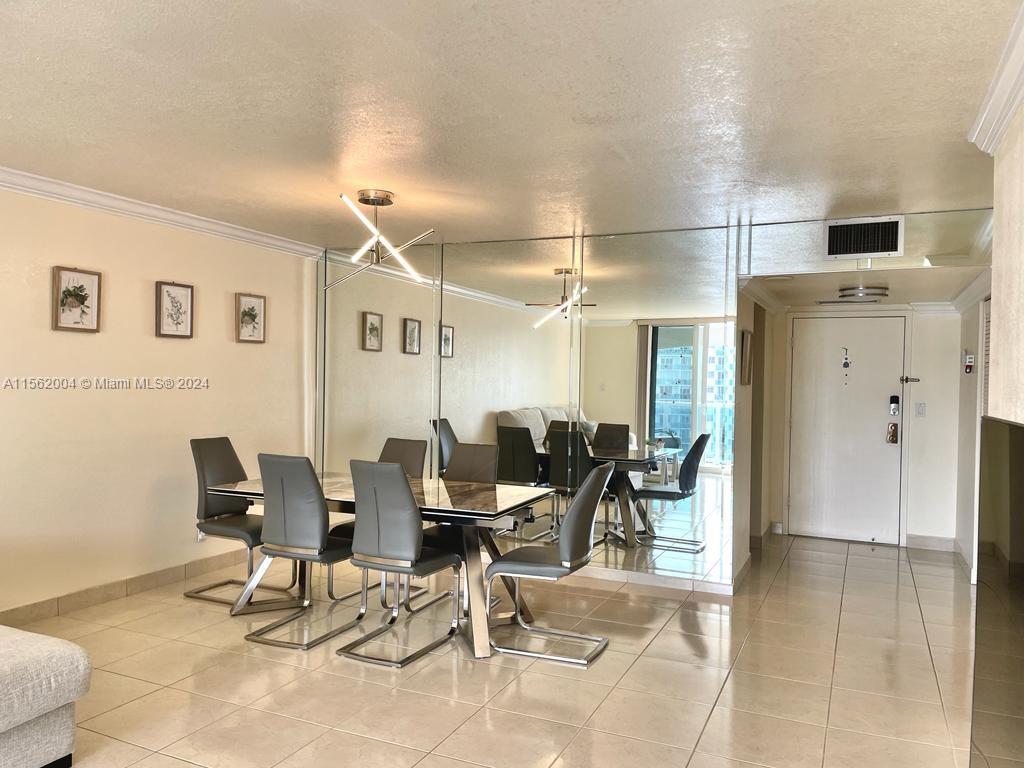 Hollywood, Florida 33019, 2 Bedrooms Bedrooms, ,2 BathroomsBathrooms,Residential,For Sale,A11562004