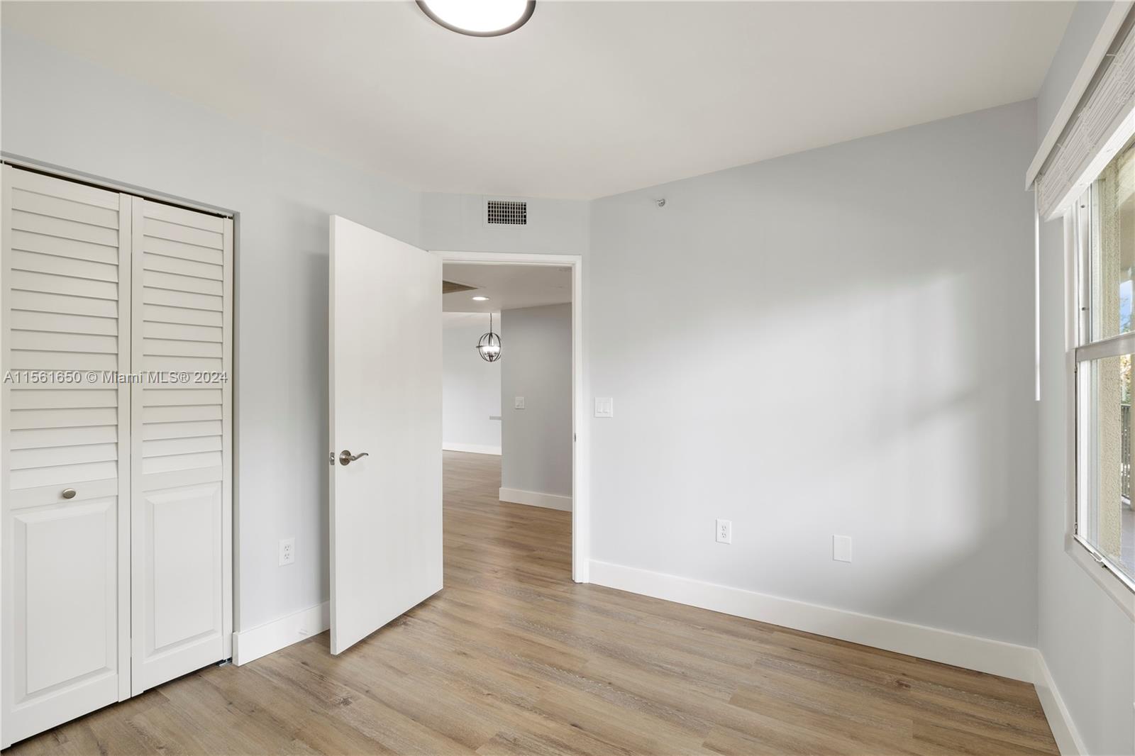 550 SW 137th Ave 302L, Pembroke Pines, Florida 33027, 2 Bedrooms Bedrooms, ,2 BathroomsBathrooms,Residential,For Sale,550 SW 137th Ave 302L,A11561650