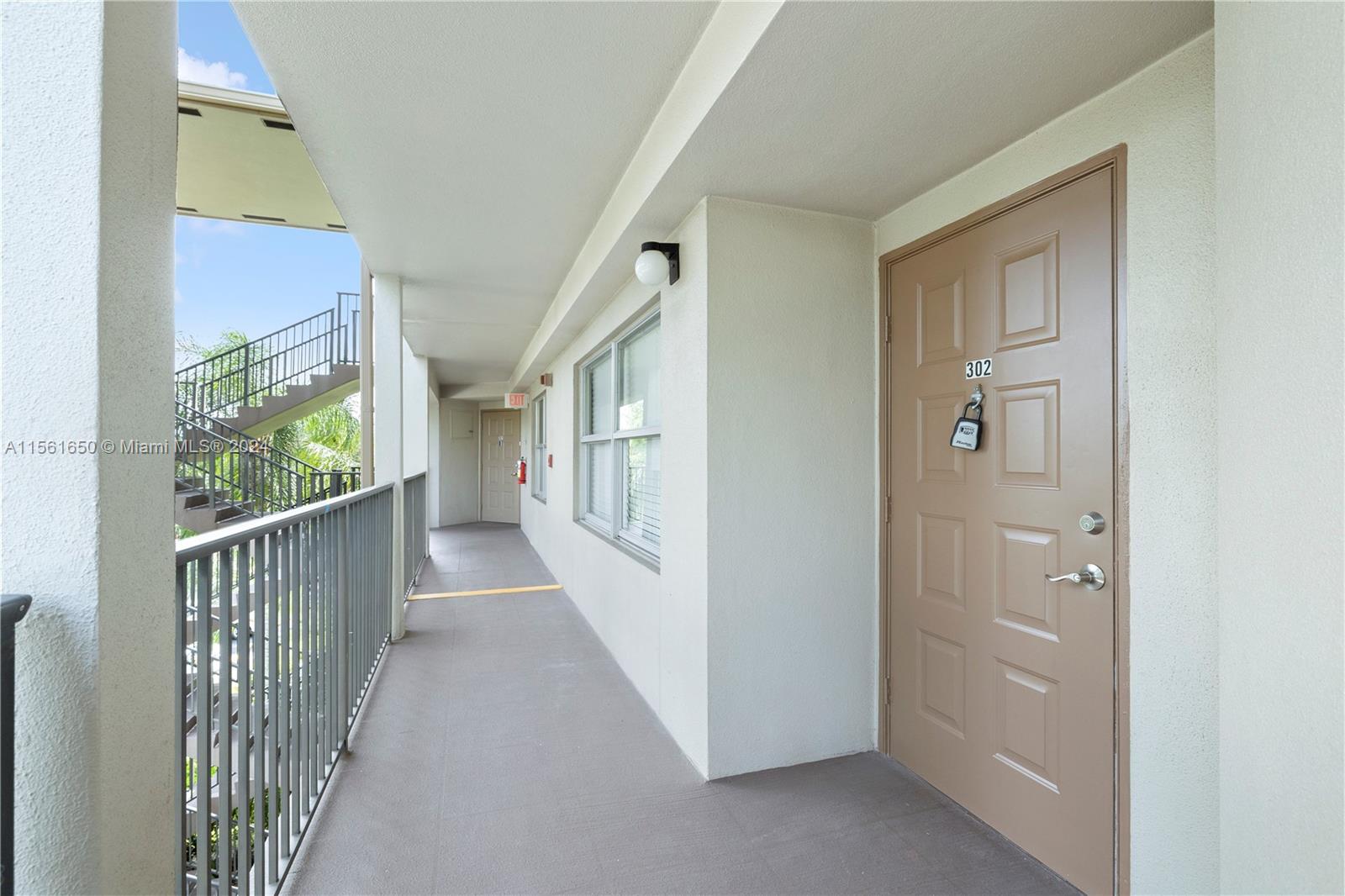 550 SW 137th Ave 302L, Pembroke Pines, Florida 33027, 2 Bedrooms Bedrooms, ,2 BathroomsBathrooms,Residential,For Sale,550 SW 137th Ave 302L,A11561650