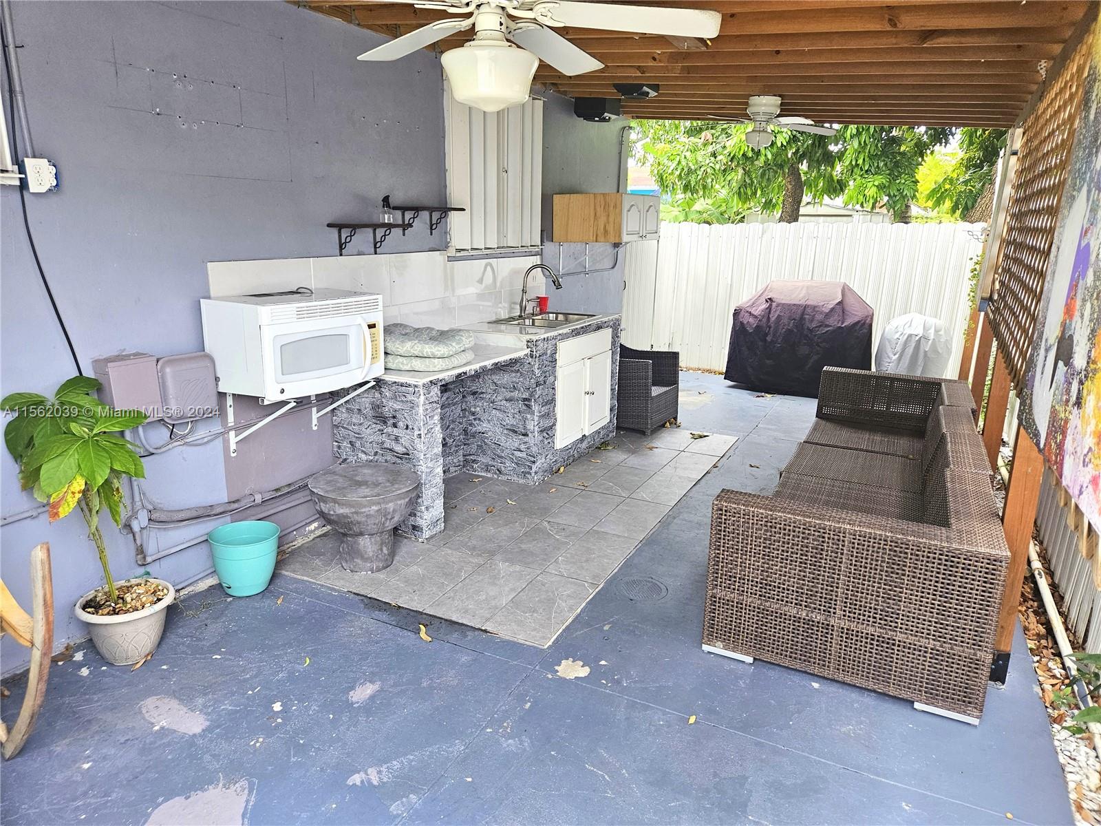 11010 SW 6th St, Sweetwater, Florida 33174, 3 Bedrooms Bedrooms, ,2 BathroomsBathrooms,Residential,For Sale,11010 SW 6th St,A11562039