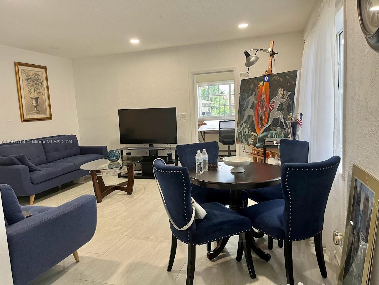 209 NW 7th Ave, Dania Beach, Florida 33004, 2 Bedrooms Bedrooms, ,1 BathroomBathrooms,Residential,For Sale,209 NW 7th Ave,A11561754