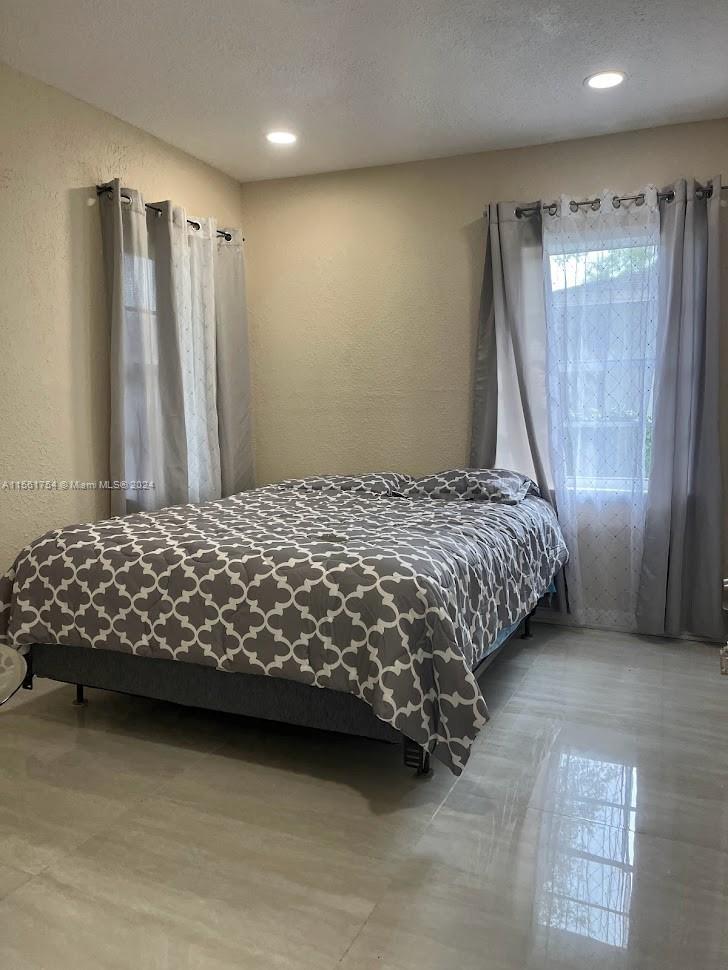 209 NW 7th Ave, Dania Beach, Florida 33004, 2 Bedrooms Bedrooms, ,1 BathroomBathrooms,Residential,For Sale,209 NW 7th Ave,A11561754