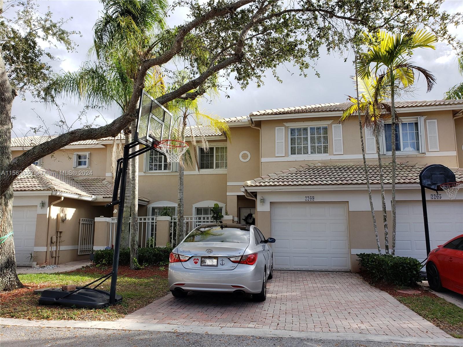 Pembroke Pines, Florida 33028, 3 Bedrooms Bedrooms, ,2 BathroomsBathrooms,Residentiallease,For Rent,A11562040