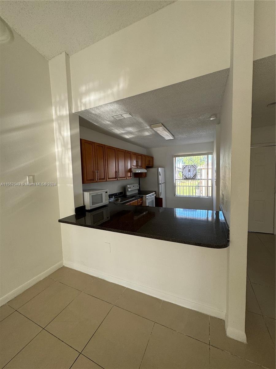 2244 SW 80th Ter 2244, Miramar, Florida 33025, 2 Bedrooms Bedrooms, ,2 BathroomsBathrooms,Residentiallease,For Rent,2244 SW 80th Ter 2244,A11562043
