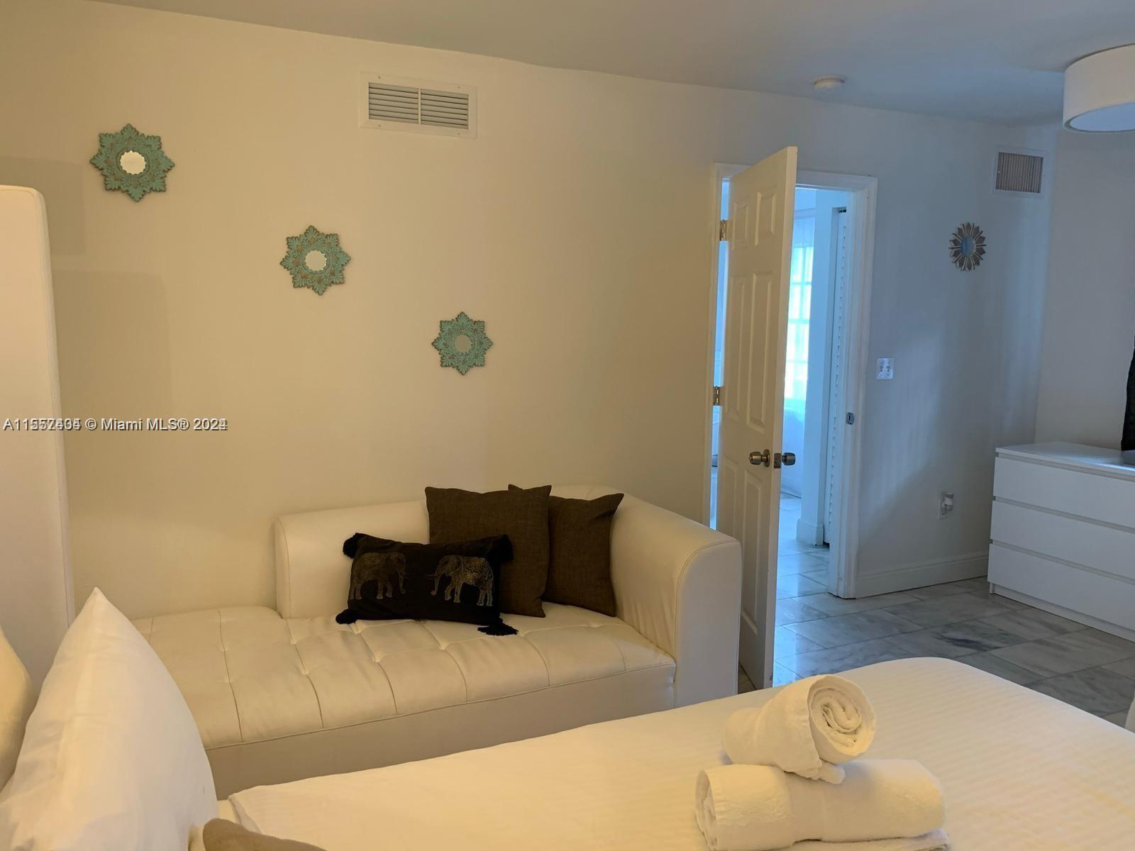 Miami Beach, Florida 33139, 1 Bedroom Bedrooms, ,1 BathroomBathrooms,Residentiallease,For Rent,A11557404