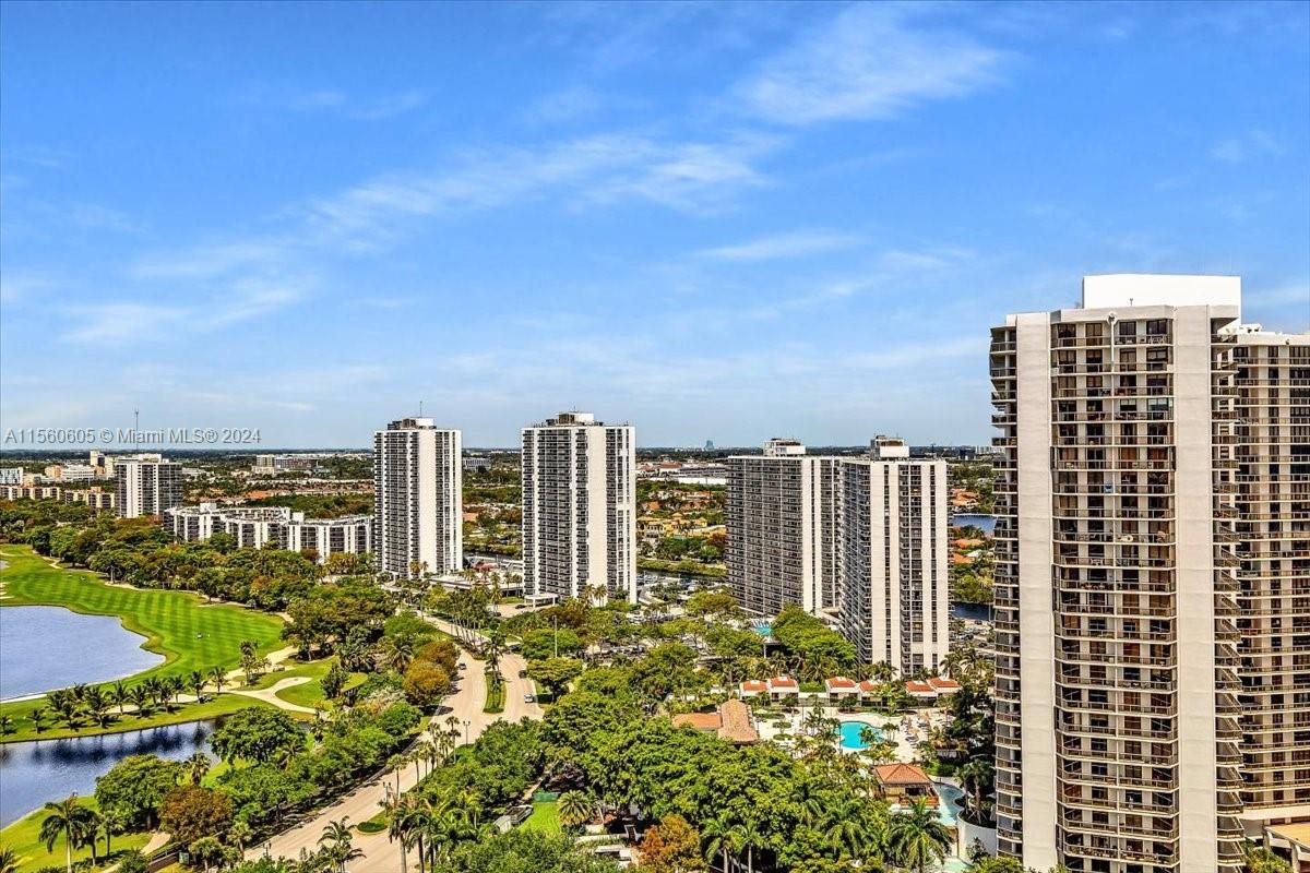 20191 E Country Club Dr 2403, Aventura, Florida 33180, 2 Bedrooms Bedrooms, ,2 BathroomsBathrooms,Residential,For Sale,20191 E Country Club Dr 2403,A11560605