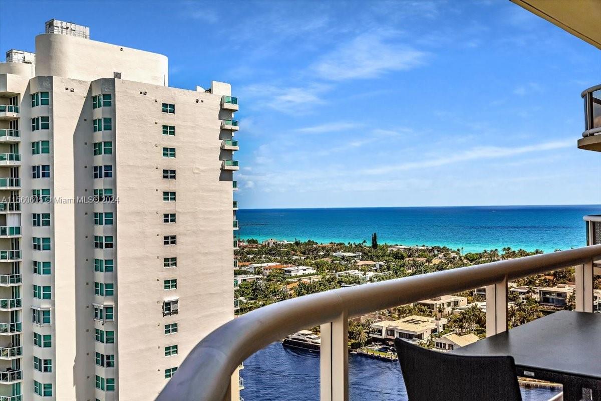 20191 E Country Club Dr 2403, Aventura, Florida 33180, 2 Bedrooms Bedrooms, ,2 BathroomsBathrooms,Residential,For Sale,20191 E Country Club Dr 2403,A11560605