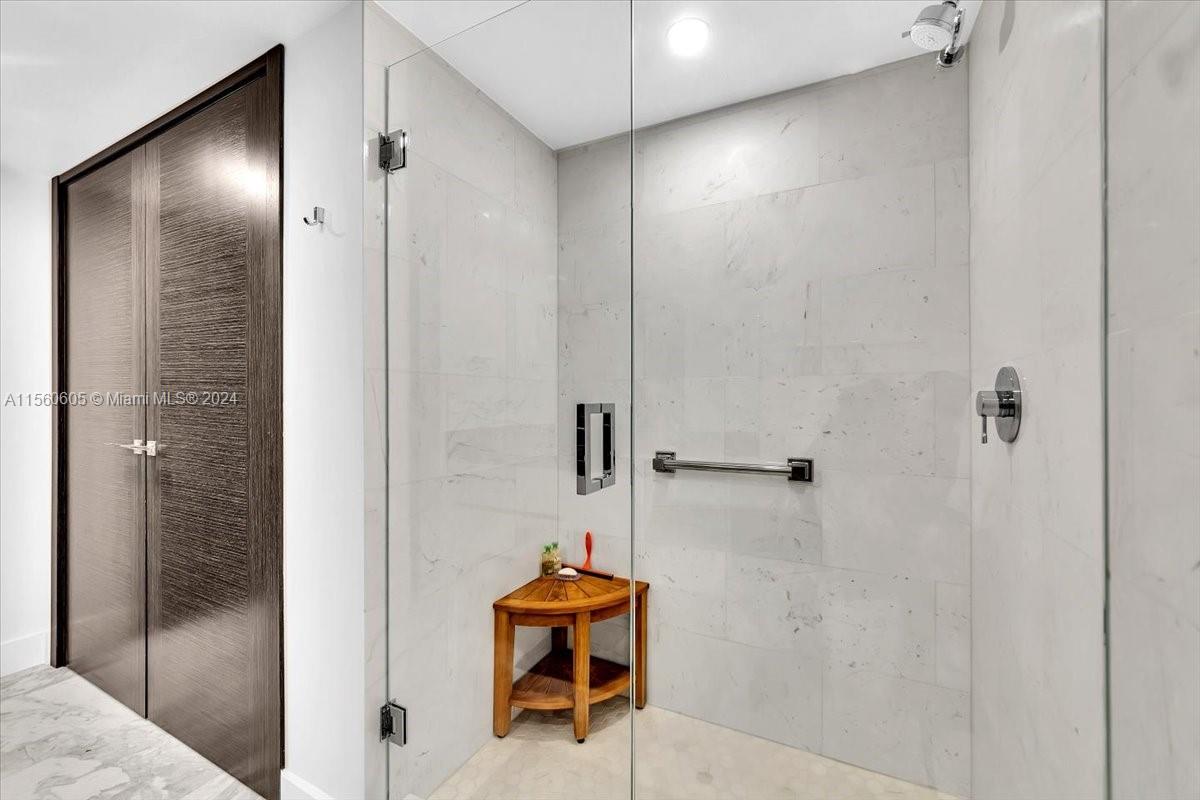 20191 E Country Club Dr 2403, Aventura, Florida 33180, 2 Bedrooms Bedrooms, ,2 BathroomsBathrooms,Residential,For Sale,20191 E Country Club Dr 2403,A11560605