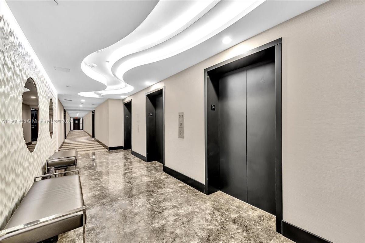 20191 E Country Club Dr 2403, Aventura, Florida 33180, 2 Bedrooms Bedrooms, ,2 BathroomsBathrooms,Residential,For Sale,20191 E Country Club Dr 2403,A11560605