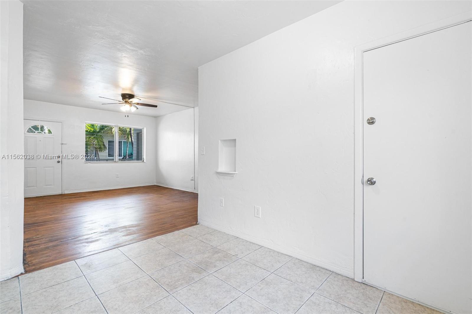 7721 Dickens Ave 7, Miami Beach, Florida 33141, 1 Bedroom Bedrooms, ,1 BathroomBathrooms,Residentiallease,For Rent,7721 Dickens Ave 7,A11562038