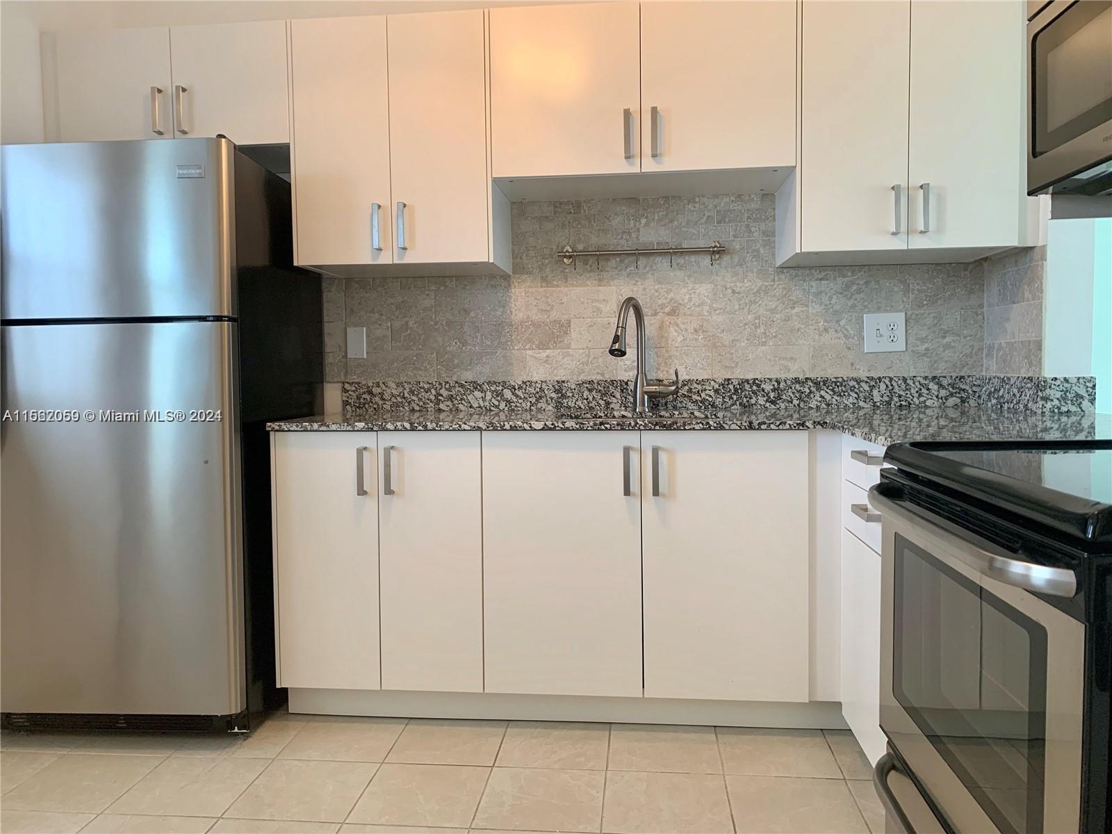 2200 Park Ln 308, Hollywood, Florida 33021, 1 Bedroom Bedrooms, ,1 BathroomBathrooms,Residentiallease,For Rent,2200 Park Ln 308,A11562059