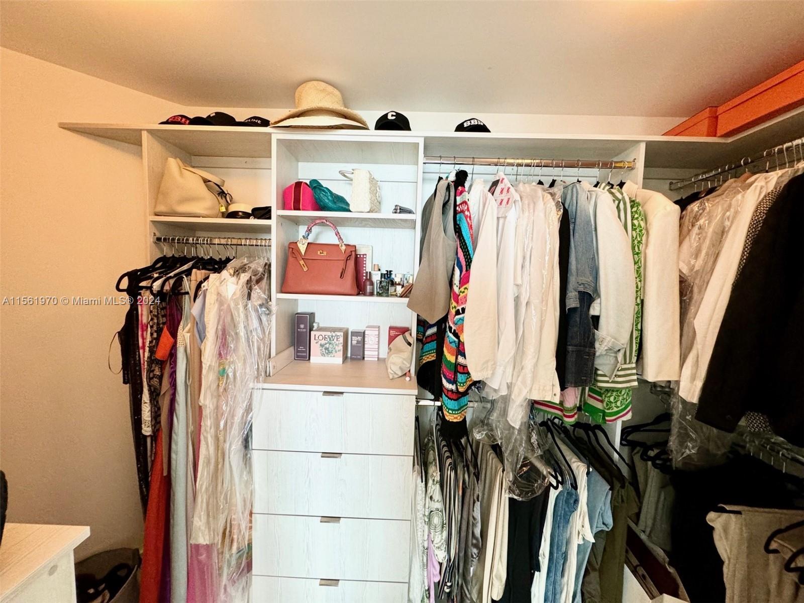 650 NE 32nd St 1901, Miami, Florida 33137, 3 Bedrooms Bedrooms, ,3 BathroomsBathrooms,Residentiallease,For Rent,650 NE 32nd St 1901,A11561970