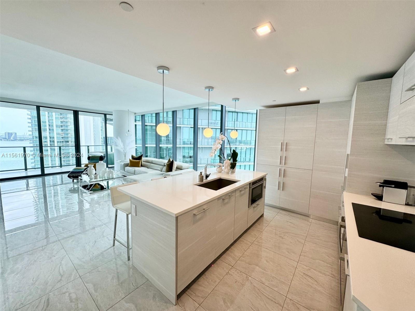 650 NE 32nd St 1901, Miami, Florida 33137, 3 Bedrooms Bedrooms, ,3 BathroomsBathrooms,Residentiallease,For Rent,650 NE 32nd St 1901,A11561970