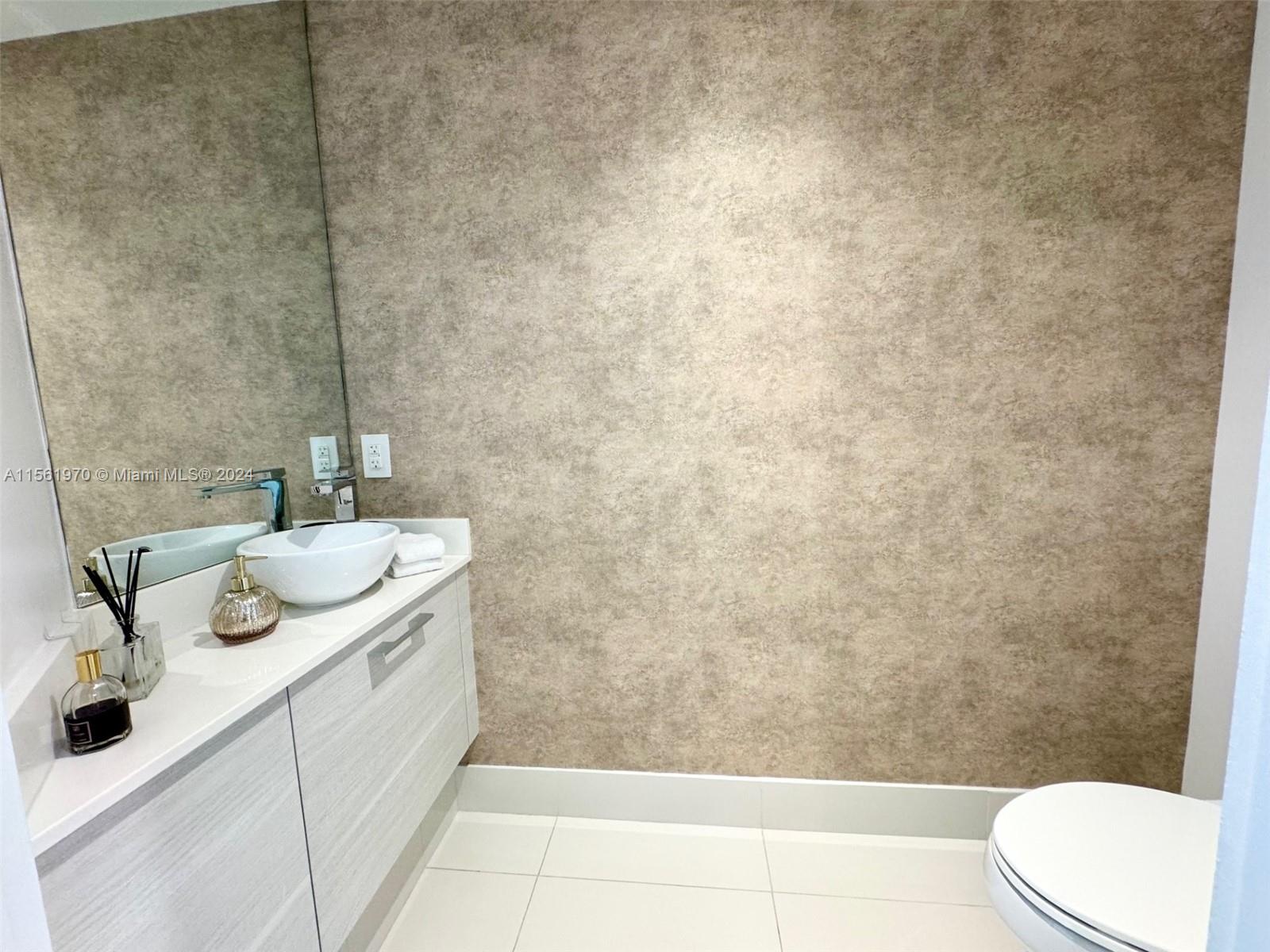 650 NE 32nd St 1901, Miami, Florida 33137, 3 Bedrooms Bedrooms, ,3 BathroomsBathrooms,Residentiallease,For Rent,650 NE 32nd St 1901,A11561970