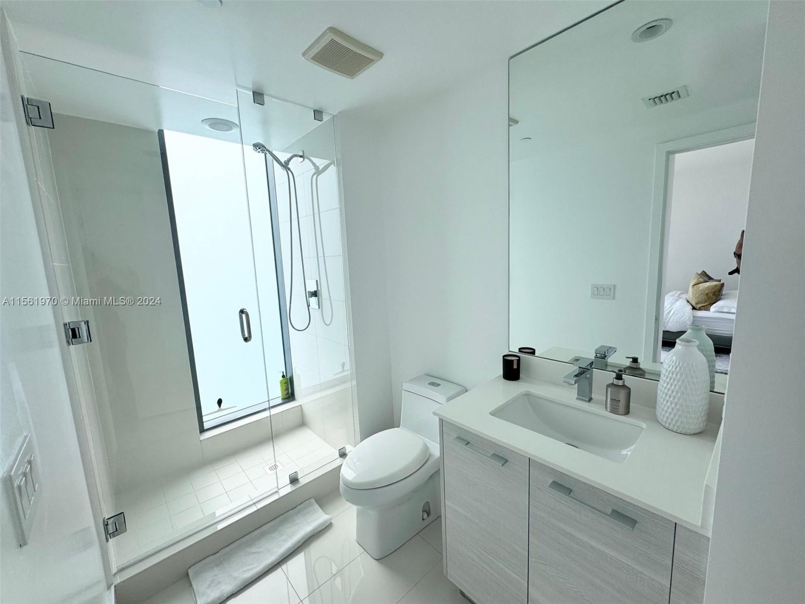 650 NE 32nd St 1901, Miami, Florida 33137, 3 Bedrooms Bedrooms, ,3 BathroomsBathrooms,Residentiallease,For Rent,650 NE 32nd St 1901,A11561970